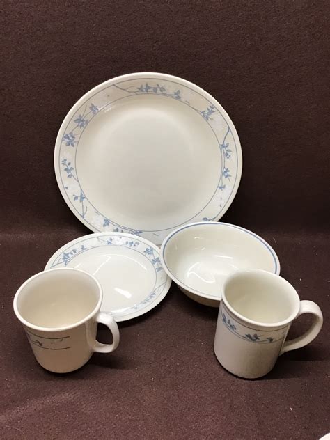 corelle bowls vintage|vintage corelle dinnerware discontinued.